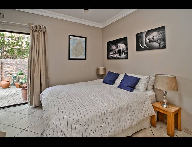 5 BEDROOM TOWNHOUSE FOR SALE IN BRUMA